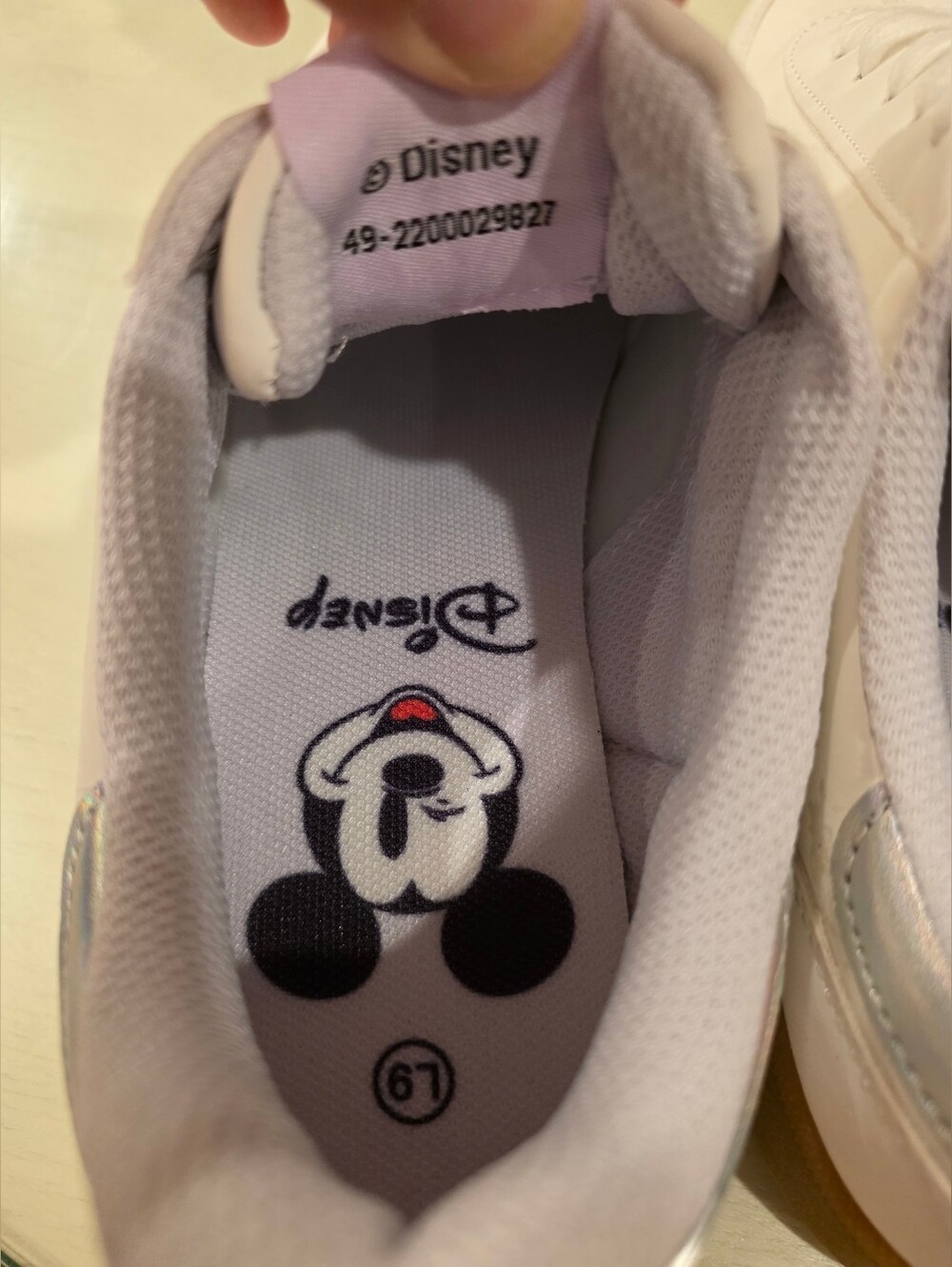Disney Mickey Mouse sneakers and cap set in pink and white - Picture 5 of 9